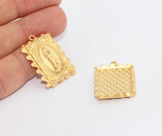 20x30mm 24k Matte Gold Mother Mary Frame Pendants, MTE1214