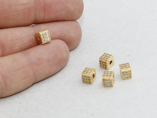 6 mm 24 Ayar Parlak Altın Küp Boncuklar, Mikro Döşeme Küp Boncuklar, Kübik Zirkonya Küp, CZ Boncuklar, Bilezik Takıları, Mikro Döşeme Takıları, Küp Boncuklar, ZRCN133