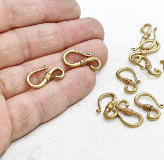 22mm Raw Brass Hook Clasps, Bracelet Connectors,Brass Fish PLS90