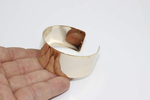 Shiny Gold Cuff Bracelet
