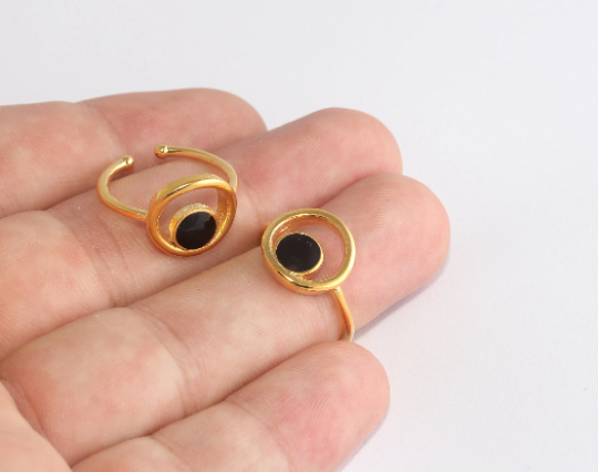 16-17mm 24k Shiny Gold Rings, Black Enamel Eye Rings, Gold XP333
