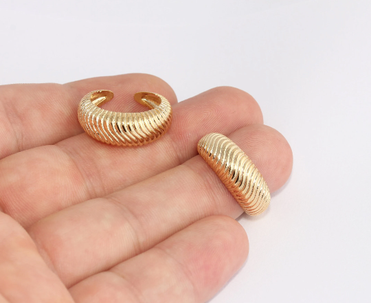 17-18mm 24k Shiny Gold Ring, Adjustable Ring Settings, SLM972