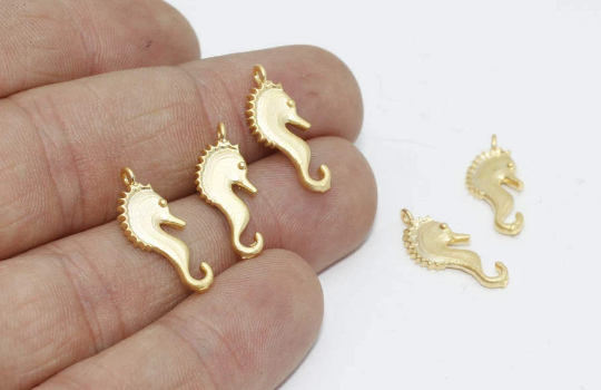8x20mm 24k Matt Gold Seahorse, Seahorse Necklace, BRT702