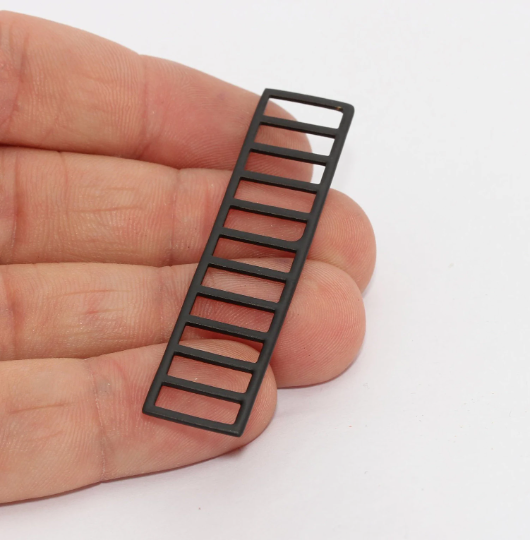 Ciondolo a forma di scala nero opaco 13x58 mm, bracciale rigido, bracciale rigido, ETS47