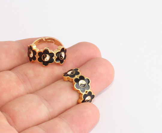 17-18mm 24k Shiny Gold Yin Yang Rings, Black Enamel Yin SLM809