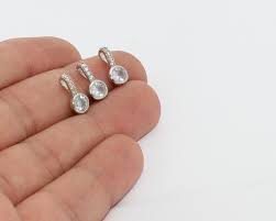 Ciondolo placcato rodio 6,5x13mm, zirconia cubica, ottone MTE1357