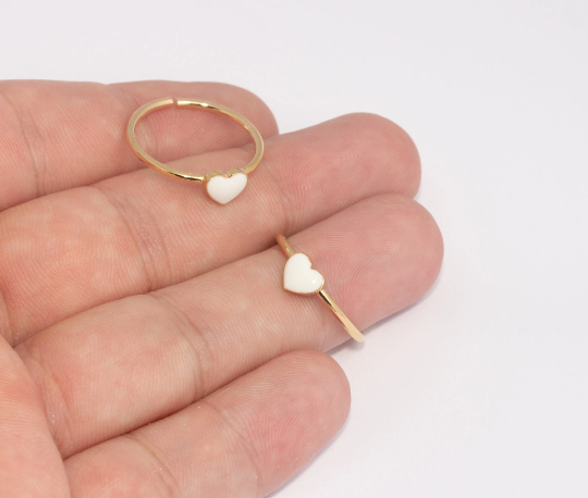 18-19mm 24k Shiny Gold Heart Rings, White Enamel Heart SLM283