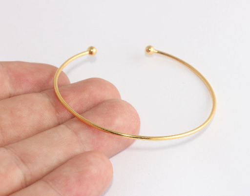Shiny Gold Cuff Bracelet