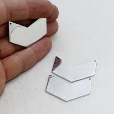 17x39mm Silver Plated Chevron, Chevron Pendant, Chevron MTE172