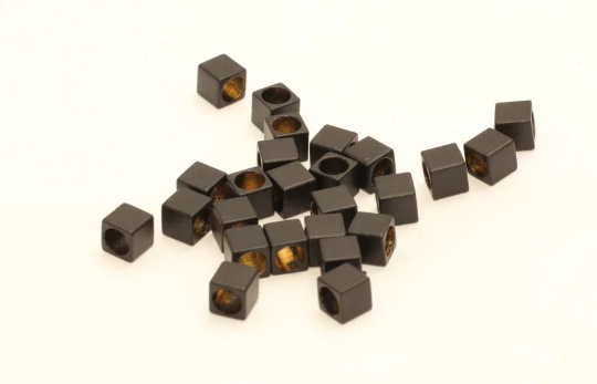 5 mm Siyah Kaplamalı Küp Boncuklar, Aralayıcı Boncuklar, Küpler, Küp Boncuklar, Geometrik Boncuklar, Bilezik Boncukları, Siyah Kaplamalı Bulgular, ETS99
