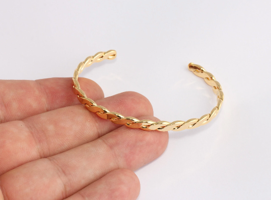 Shiny Gold Bracelet