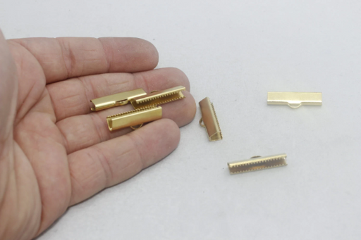 Brass Ribbon Crimps
