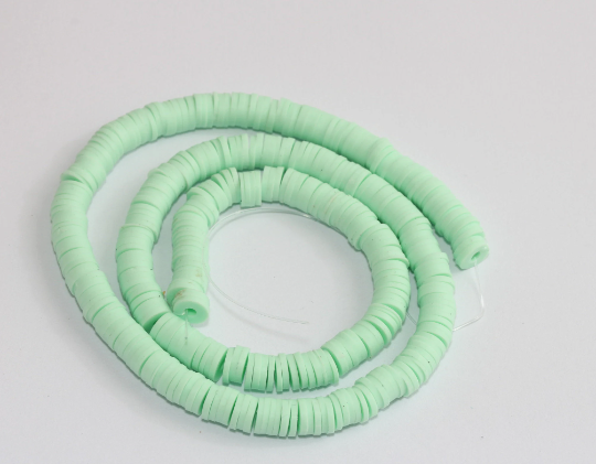 Perline in polimero verde chiaro da 6 mm, perline Keishi all'ingrosso CHK611