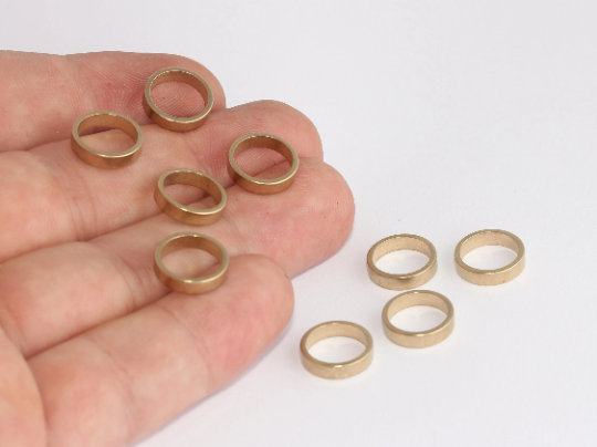 Brass Closed Ring