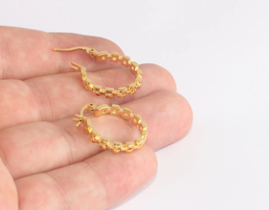 Leverback Earrings