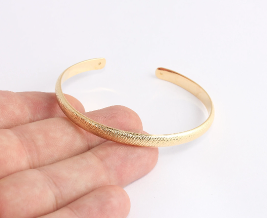 Shiny Gold Cuff Bracelet