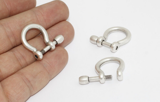Antique Silver Shackle Clasp