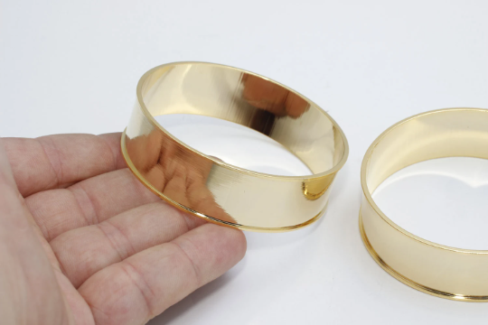 Shiny Gold Bracelet