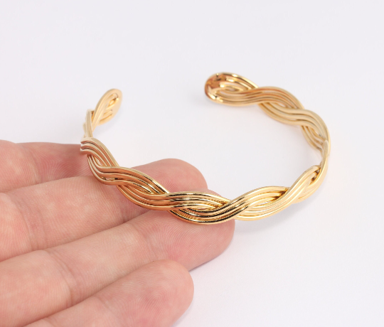 Shiny Gold Bracelet