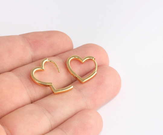 16mm 24k Shiny Gold Heart Earrings, Gold Leverback , SLM641