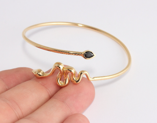 Shiny Gold Cuff Bracelet