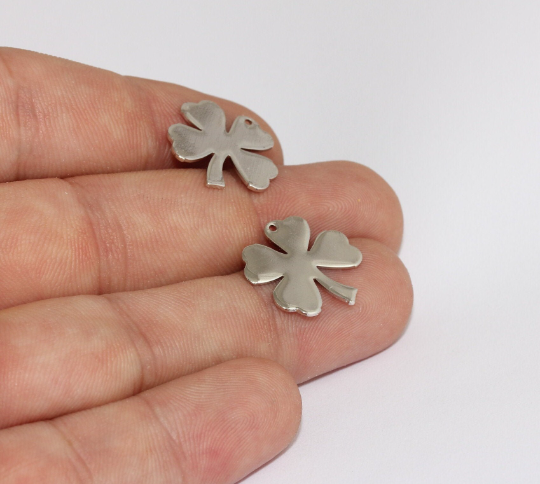 18x21mm Rodyum Kaplamalı Yonca Takıları, Yonca Altın MLS309