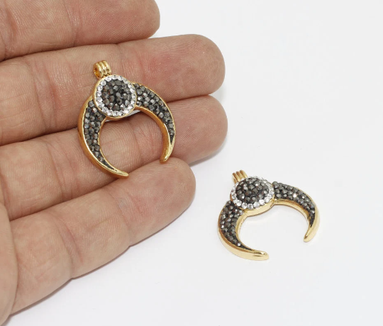 26x31mm 24k Shiny Gold Horn Pendant, Micro Pave Horn , HRN63