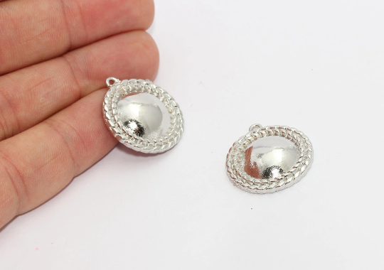 22x24mm Silver Plated Medallion, Round Pendant,  MTE682