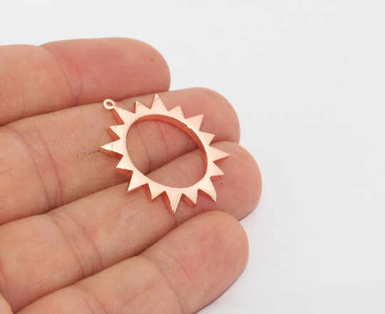 28x30mm Gül Altın Güneş Takıları, Güneş Madalyonu, Anahat MTE1424