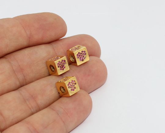 8x8mm 24 ayar Parlak Altın CZ Kalp Boncukları, Küp Kalp, Altın BRT435