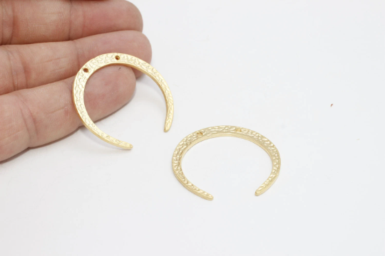 32x34mm 24k Matt Gold Horn Charms, Horn Pendant, Moon BRT602