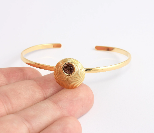 Shiny Gold Bracelet