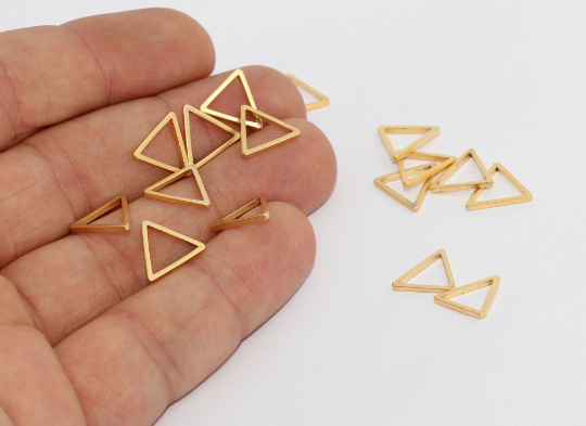 10x11mm 24k Matt Gold Triangle Charms, Bracelet , MTE786