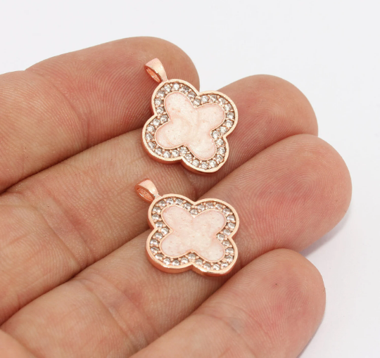 Ciondolo in oro rosa 17x21 mm, ciondolo a forma di trifoglio micro pavé, mini ZRCN833