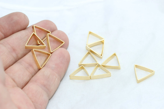 13x15mm 24k Matt Gold Plated Triangle Charm,T riangle BRT151