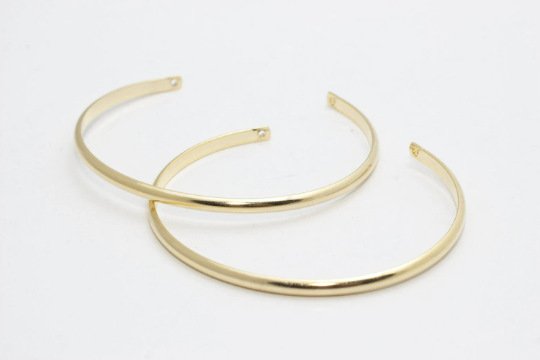 Shiny Gold Cuff Bracelet