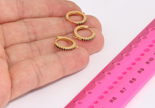 Shiny Gold Small Hoop Earrings
