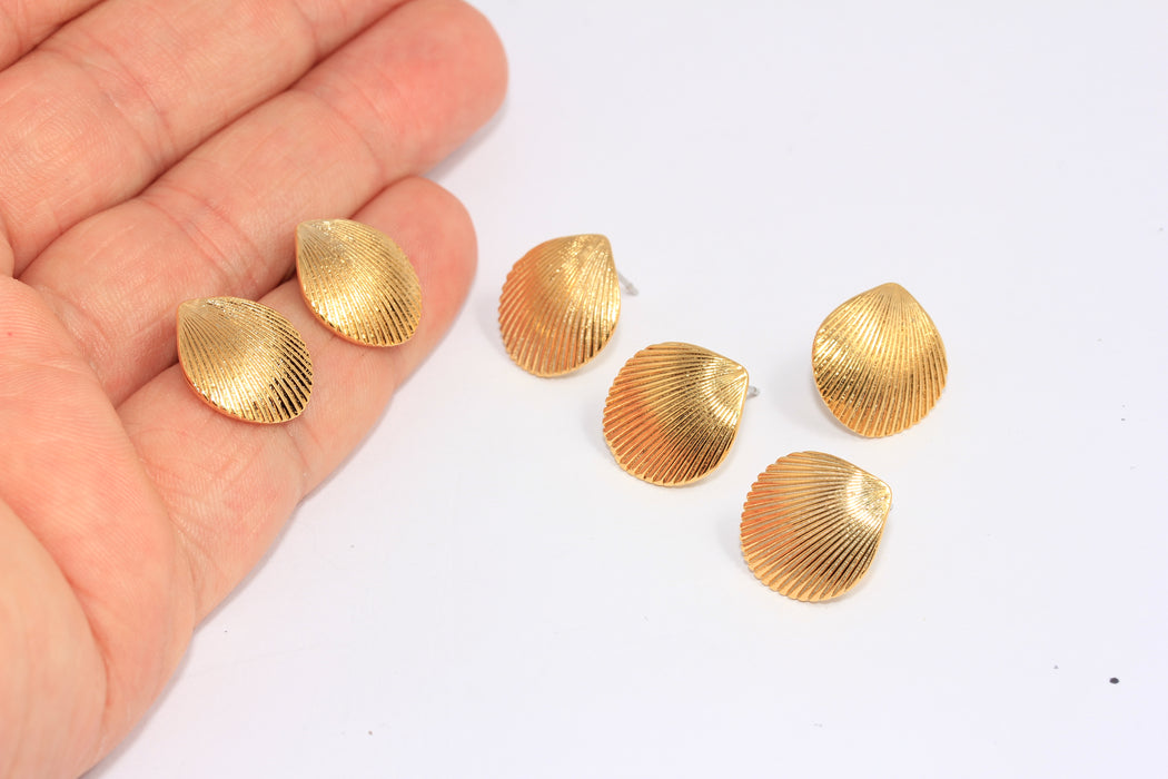 Sea Shell Stud Earrings