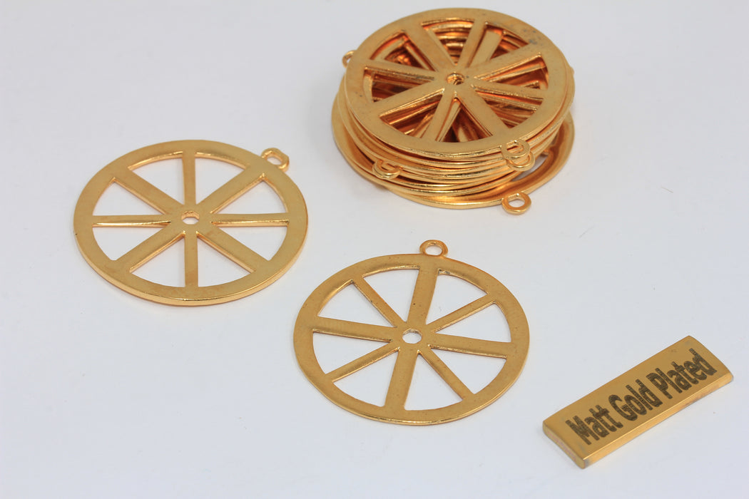 33x37mm 24k Matt Gold Wheel Pendant, Wagon Wheel Charms, Vintage Wagon Wheel, BRT177