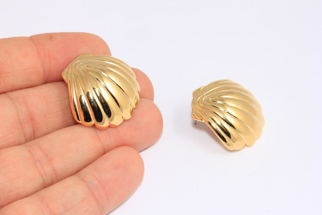 Sea Shell Stud Earrings