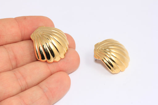 Sea Shell Stud Earrings