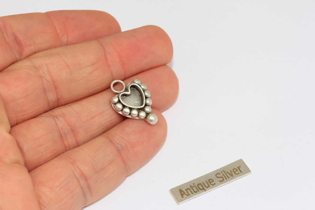 16x16mm Antique Silver Heart Charms, Bezel Cabochon Heart Settings, Jewelry Making, MGN152