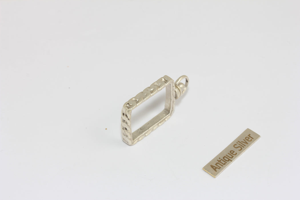 18x22mm Inner Size Antique Silver Frame Pendant, Vintage Square Medallion Charm, Jewelry Making Supplies, FR, MGN137