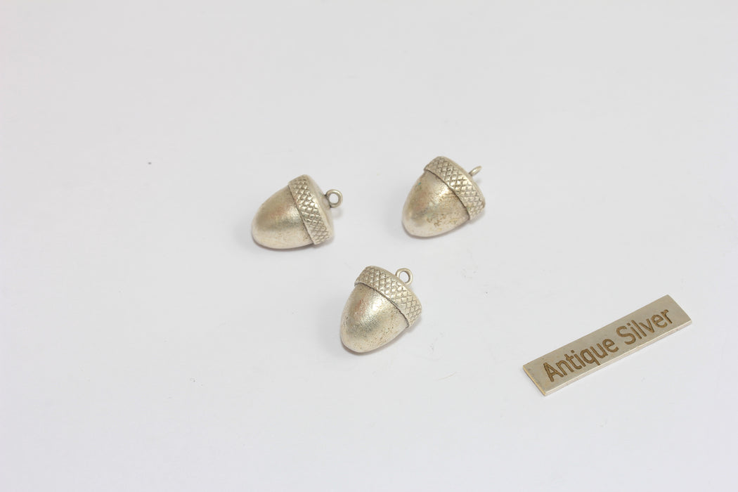 11x14mm Antique Silver Acorn Charms, Oak Nut Pendant, Antique Silver Plated Findings, MGN158