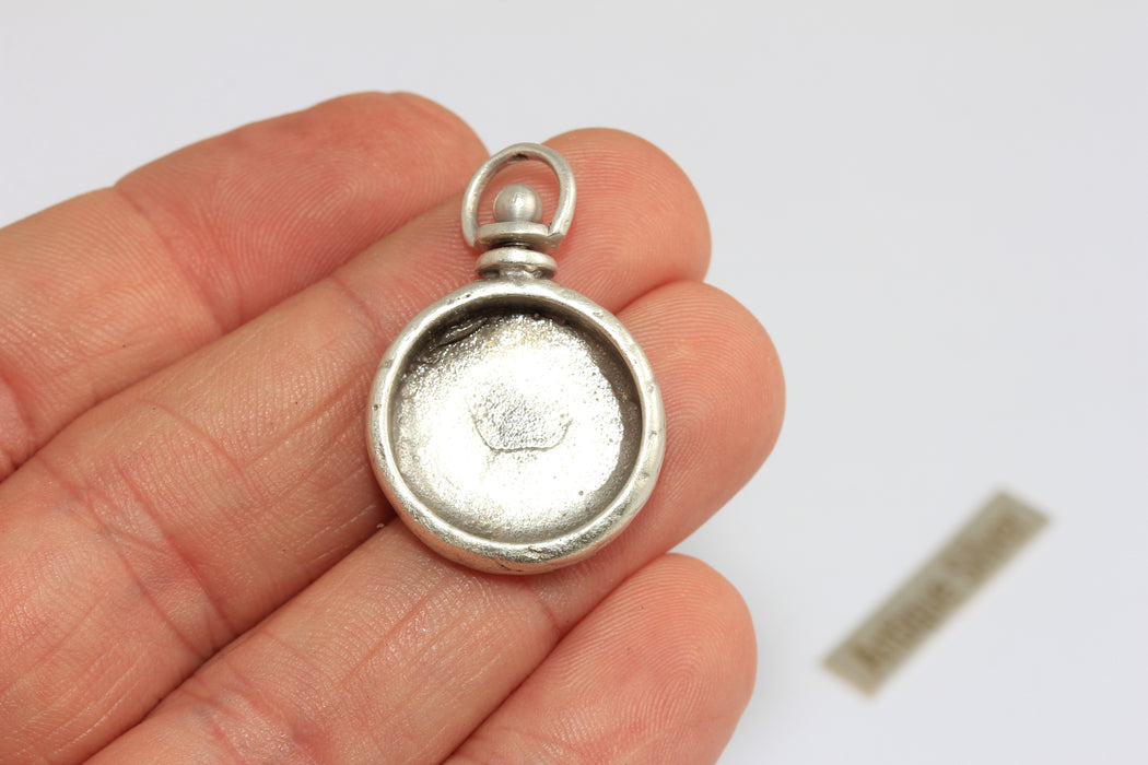 18mm Inner Size Antique Silver Round Bezel Frame Charms, Cabochon Settings, MGN141