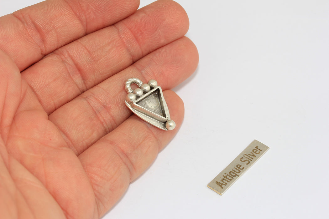 9x10mm Inner Size Antique Silver Triangle Frame Settings, Bezel Cabochon Charms, MGN153