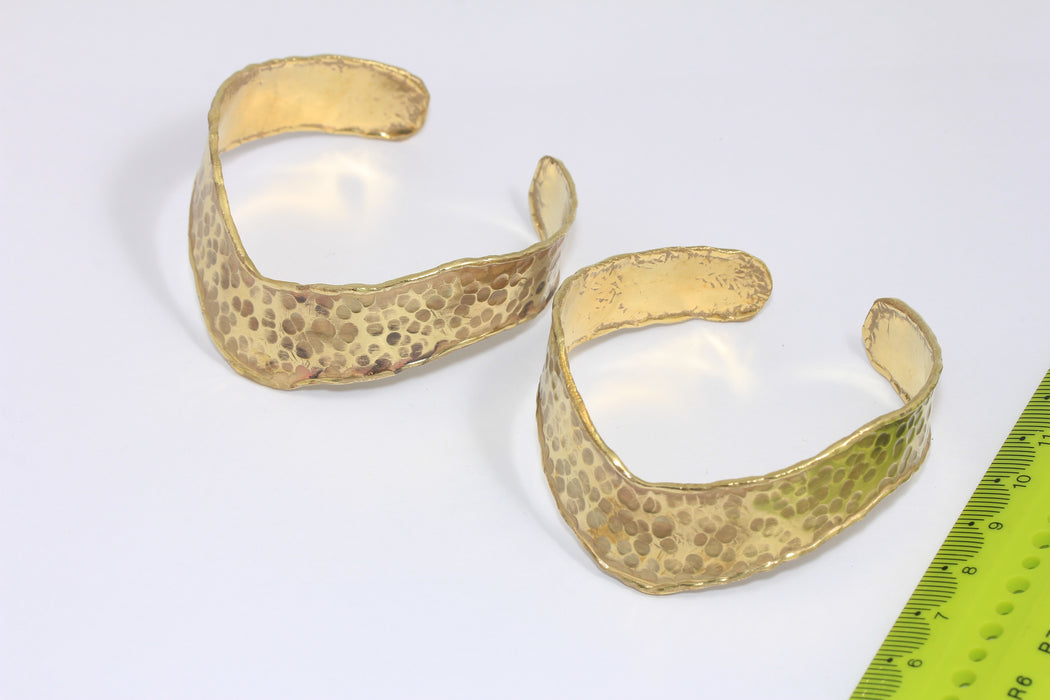 Raw Brass Hammered Bangle, Chevron Bracelet Cuff, CHK542-2