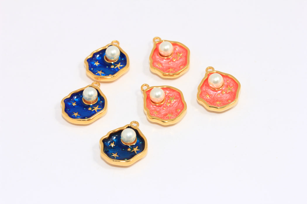 15x17mm 24k Shiny Gold Sea Shell Charm, Enamel Seashell Charm, Pearl In Shell Pendant, MTE726