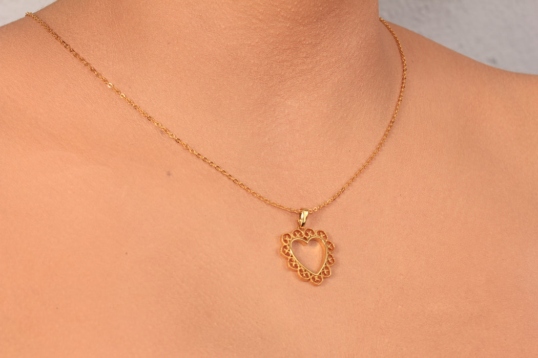 17'' +2'' 24k Shiny Gold Heart Charm Ready Necklace, Vintage Heart Shaped Frame Pendant Necklace, DC191-10