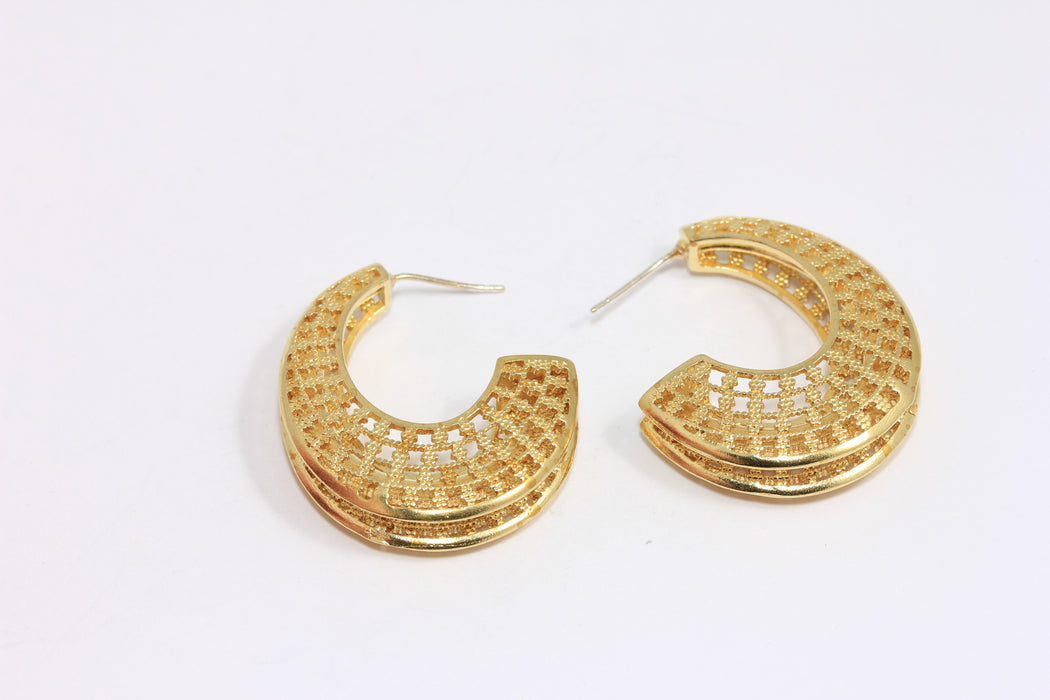 28x33mm Raw Brass Earrings, Filigree Earrings, Drop Earrings, Perforated Brass Hoops, BXB494